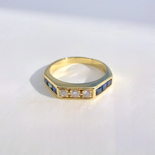 18ct. Gold Diamond and Sapphire Ring.