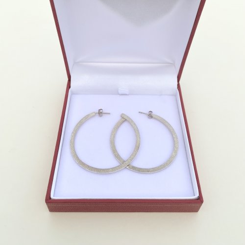 Silver Glamour Hoop Earrings / Frosted Finish. 