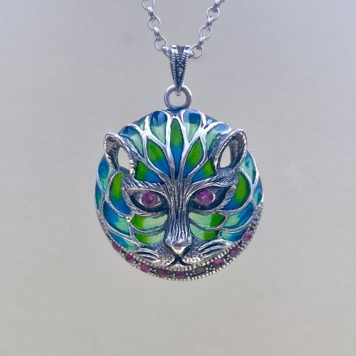 Distinctive Silver Plique-à-Jour Cat Pendant.