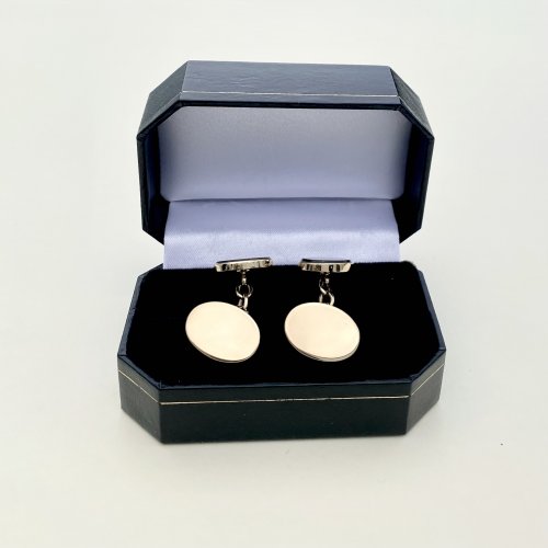 9ct. gold &amp; onyx cufflinks. SOLD