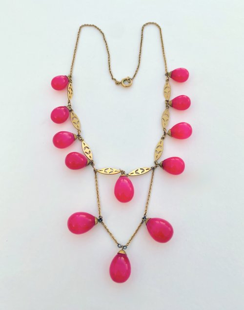 Vintage Raspberry Coloured Jewellery Duo: Necklace &amp; Earrings. Combined or Separate.