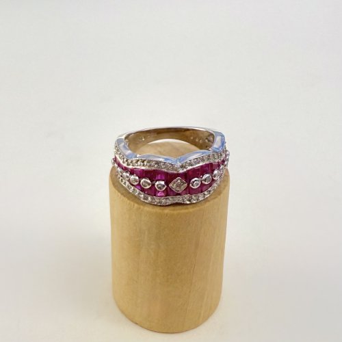 18ct. White Gold Ruby &amp; Diamond Ring.