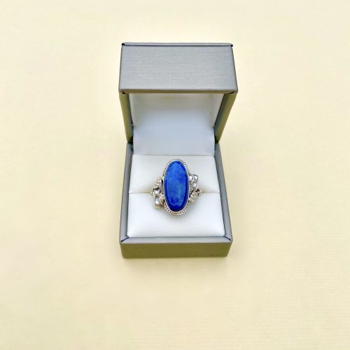 Vintage Silver Lapis Lazuli Ring.