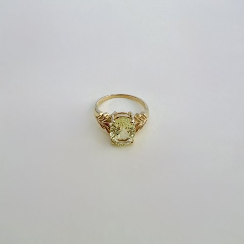 9ct. Gold Citrine Set Ring / Acanthus Foliage Design. 
