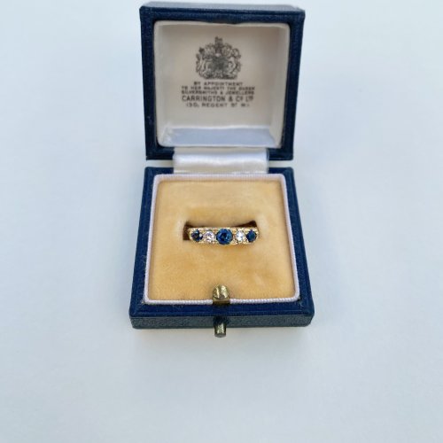 18ct. Gold Sapphire &amp; Diamond Ring. 