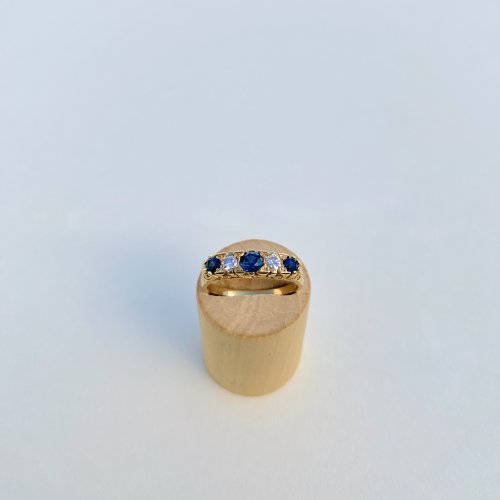18ct. Gold Sapphire &amp; Diamond Ring. 