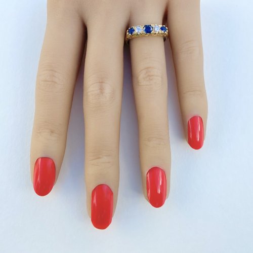 18ct. Gold Sapphire &amp; Diamond Ring. 