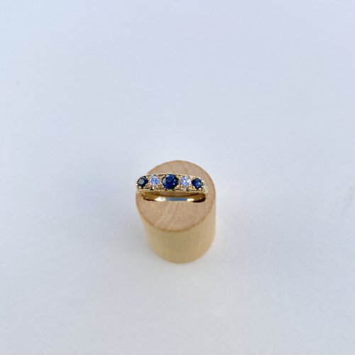 18ct. Gold Sapphire &amp; Diamond Ring. 
