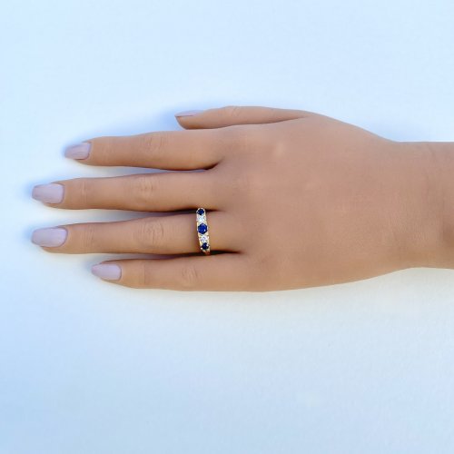 18ct. Gold Sapphire &amp; Diamond Ring. 