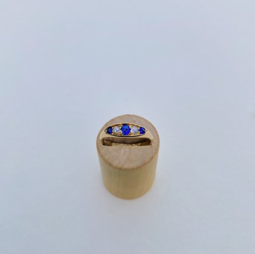 18ct. Gold Sapphire &amp; Diamond Ring. 