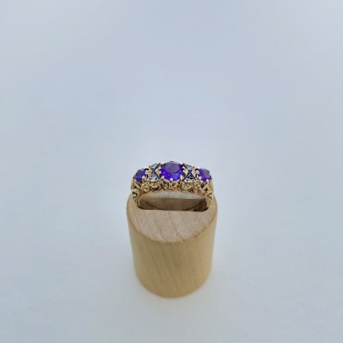 9ct. Gold 3-Stone Amethyst &amp; Diamond Ring. 