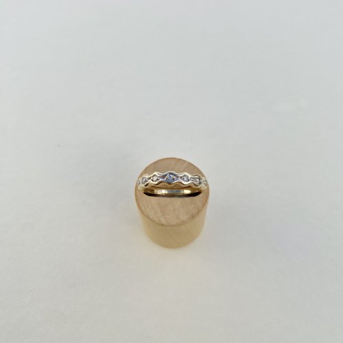 9ct. Gold Scalloped Half Eternity Ring with Diamonds. 