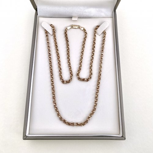 9ct. Yellow Gold Long Belcher Link Chain. 63 cms. / 24¾.&quot;