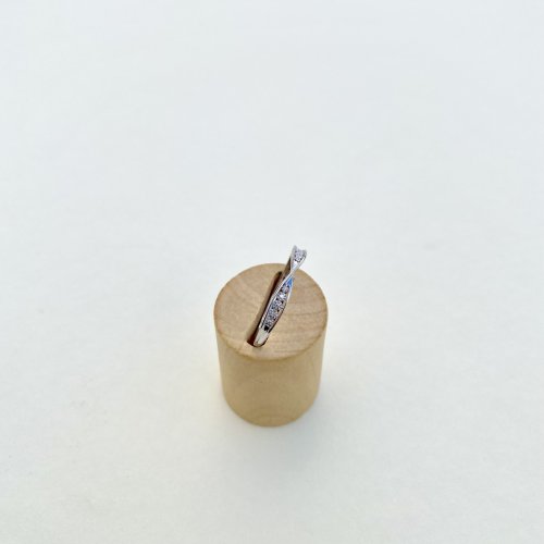 9ct. White Gold Diamond ½ Eternity Style Twist Ring. 