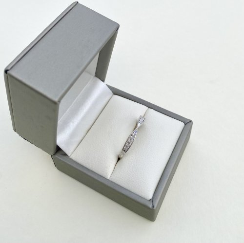9ct. White Gold Diamond ½ Eternity Style Twist Ring. 