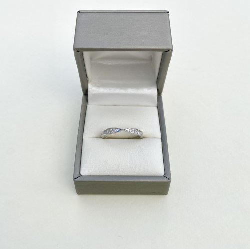 9ct. White Gold Diamond ½ Eternity Style Twist Ring. 