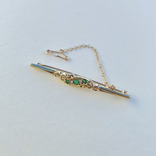 Vintage 9ct. Gold Brooch set with Emeralds &amp; Diamonds. 