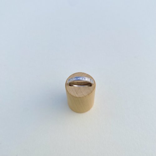 18ct. White Gold Half Eternity Ring / Baguette Diamonds.