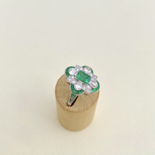 Art Deco Style Platinum Emerald &amp; Diamond Ring. NEW IN STOCK.