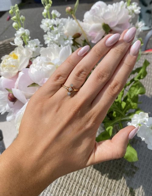 18ct. Gold &amp; Platinum Vertical 3-Stone Diamond Ring. 