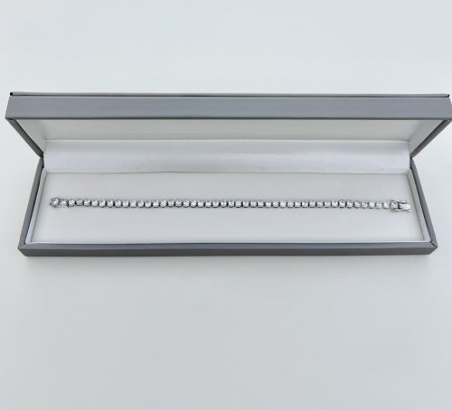 Sparkling Silver Tennis Bracelet. NEW STOCK.
