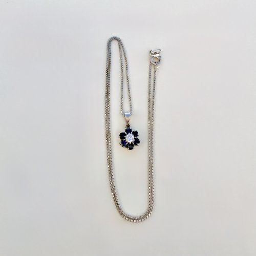 18ct. White Gold Sapphire &amp; Diamond Floral Design Pendant. NEW STOCK.
