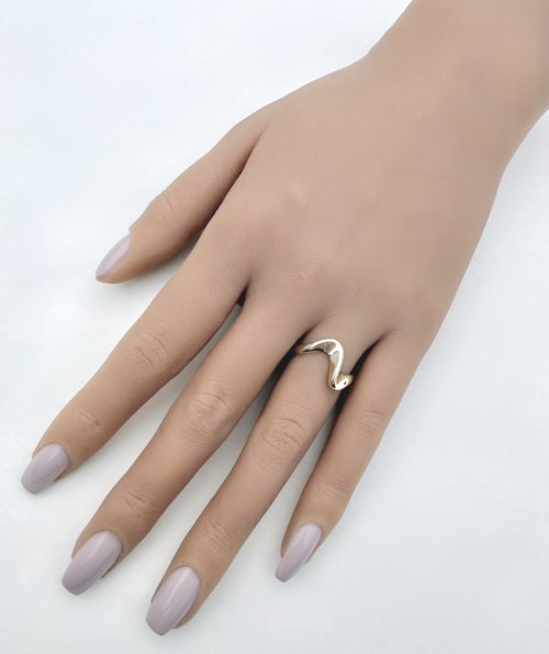 9ct. Gold Ring - Contemporary Abstract Design. NEW STOCK.