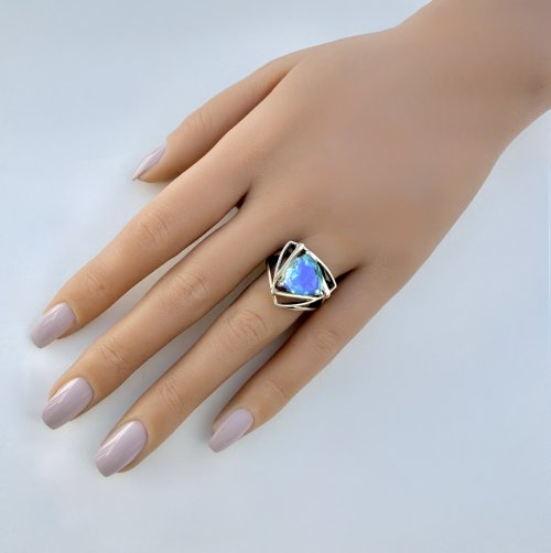 Trilliant Ocean Green Gemstone Ring in Sculptural Gold-Over-Silver Setting. NEW STOCK. 