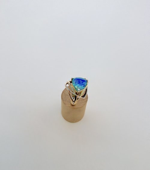 Trilliant Ocean Green Gemstone Ring in Sculptural Gold-Over-Silver Setting. NEW STOCK. 