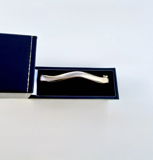 Contemporary 9ct. Yellow Gold Wave Bangle. NEW STOCK. SOLD. 