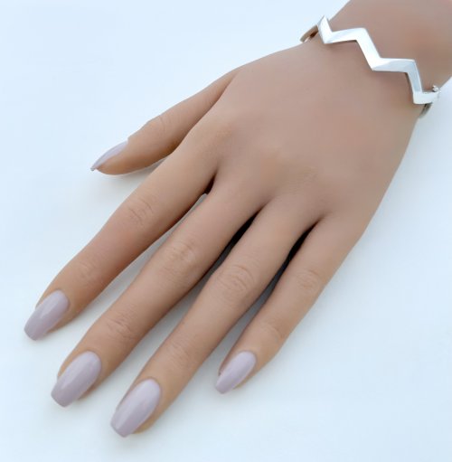 Silver Zig-Zag Bangle. NEW STOCK.