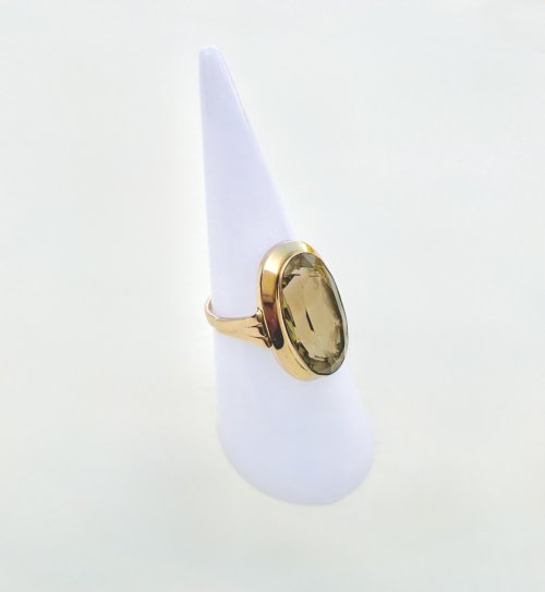 Hallmarked 9ct. Yellow Gold Oval Faceted Citrine Ring. NEW STOCK. SOLD. 