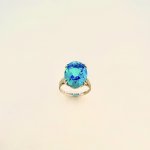 9ct. Solid Gold Ring with Vibrant Green  Faceted Stone.