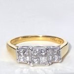 18ct. Gold Diamond Ring. DISCOUNTED.