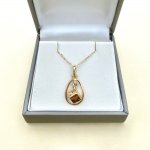 18ct. Gold Dice Pendant.