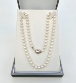 Single-Row 19" Necklace of Cultured Pearls with 9ct. Gold Clasp.