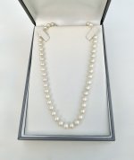 Single-Row 19" Necklace of Cultured Pearls with 9ct. Gold Clasp.